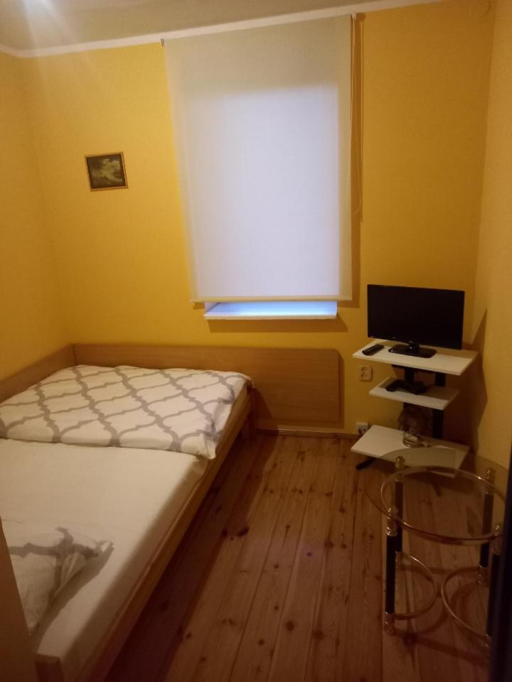 Rooms noclegi Bytyn Exterior foto